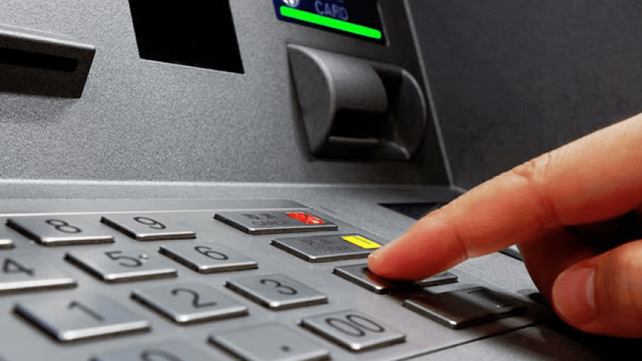 এটিএম বুথে