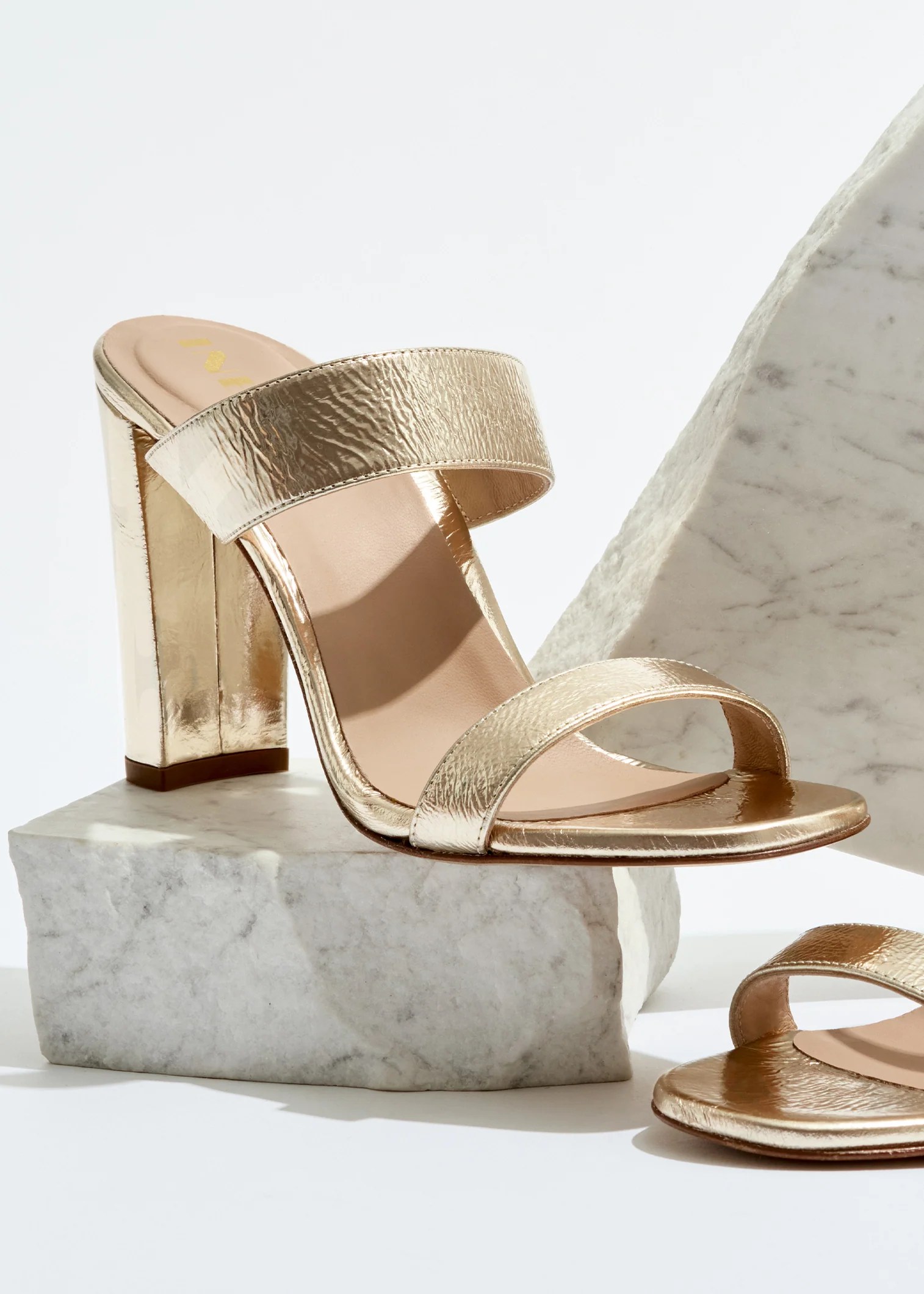 The Collection Inez - Download Classic Geometric Photo | 8K