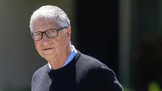 Bill Gates Warns: AI Is About to Reshape American Jobs