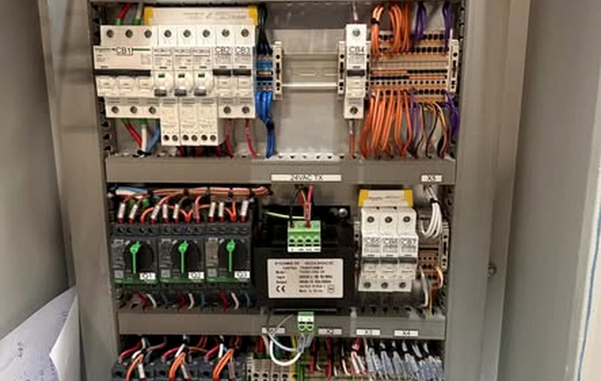 Rainbow Beach car wash automation and control system
