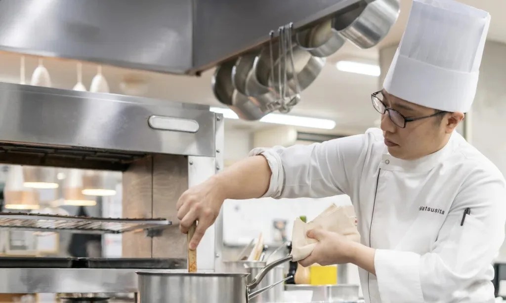 JAL Expands Torizen Vegetarian Menu to Special Meals on Japan Departures 2 Torizen chef