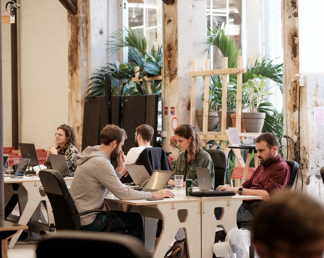 Web Development Course Le Wagon Mauritius - Classic Ocean Photo - High Resolution