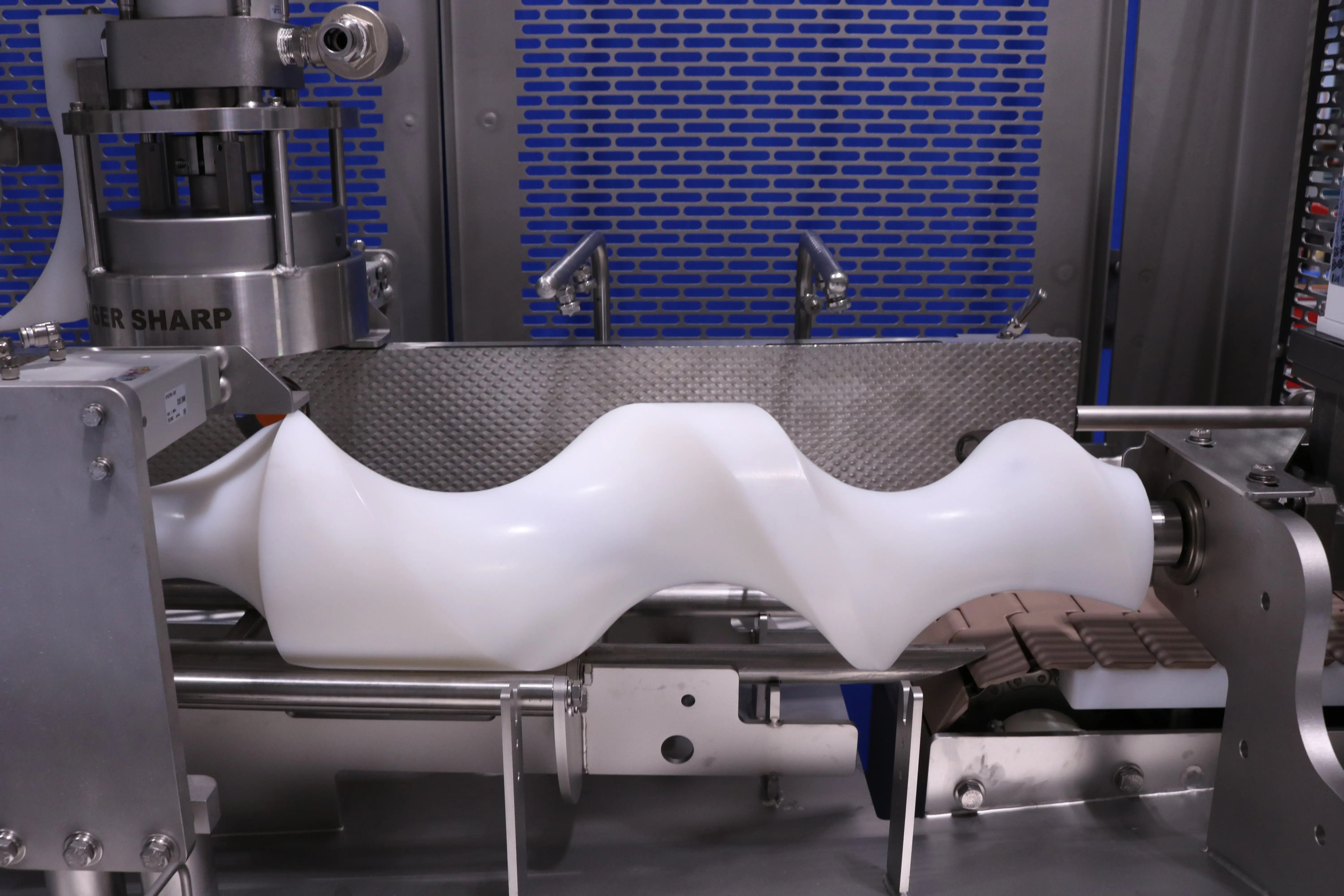 Can Opener E2u - Best Geometric Wallpapers in 8K