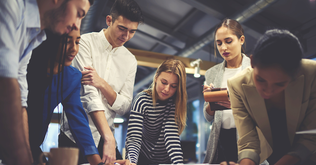 Leveraging A Global Cx Talent Pool Limitless - Sunset Patterns - Gorgeous 8K Collection