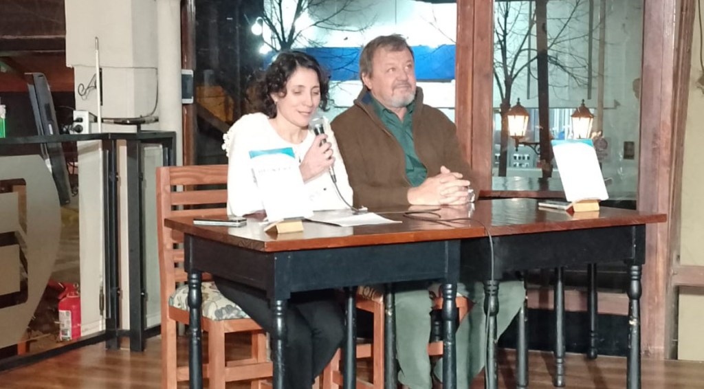"Los Concejales": Roberto Costa presentó su libro