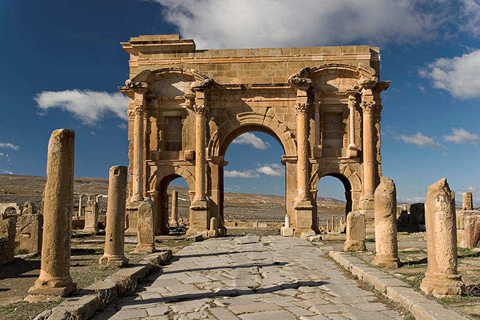 Arco de Trajano de Timgad (Batna)