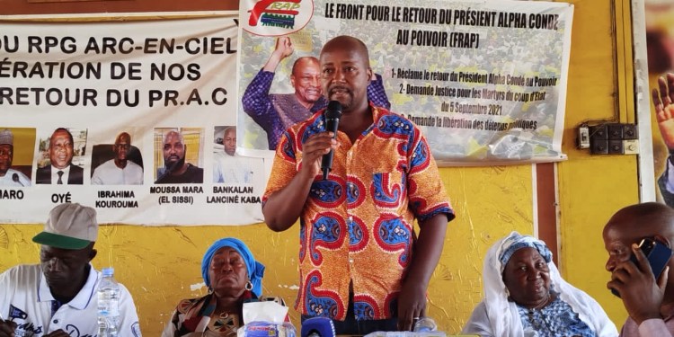 Retrait des membres des forces vives de Guinée des institutions de la transition : un cadre de l’ancien parti au pouvoir favorable à la démarche