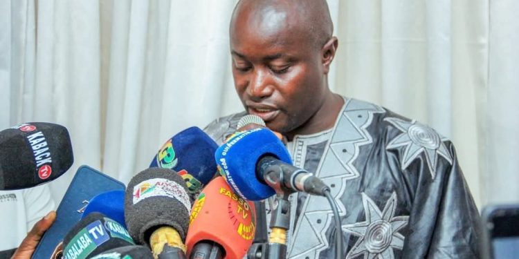 « Merci mon Général : la refondation de l’État est en marche » (Par Mamady Kansan Doumbouya)