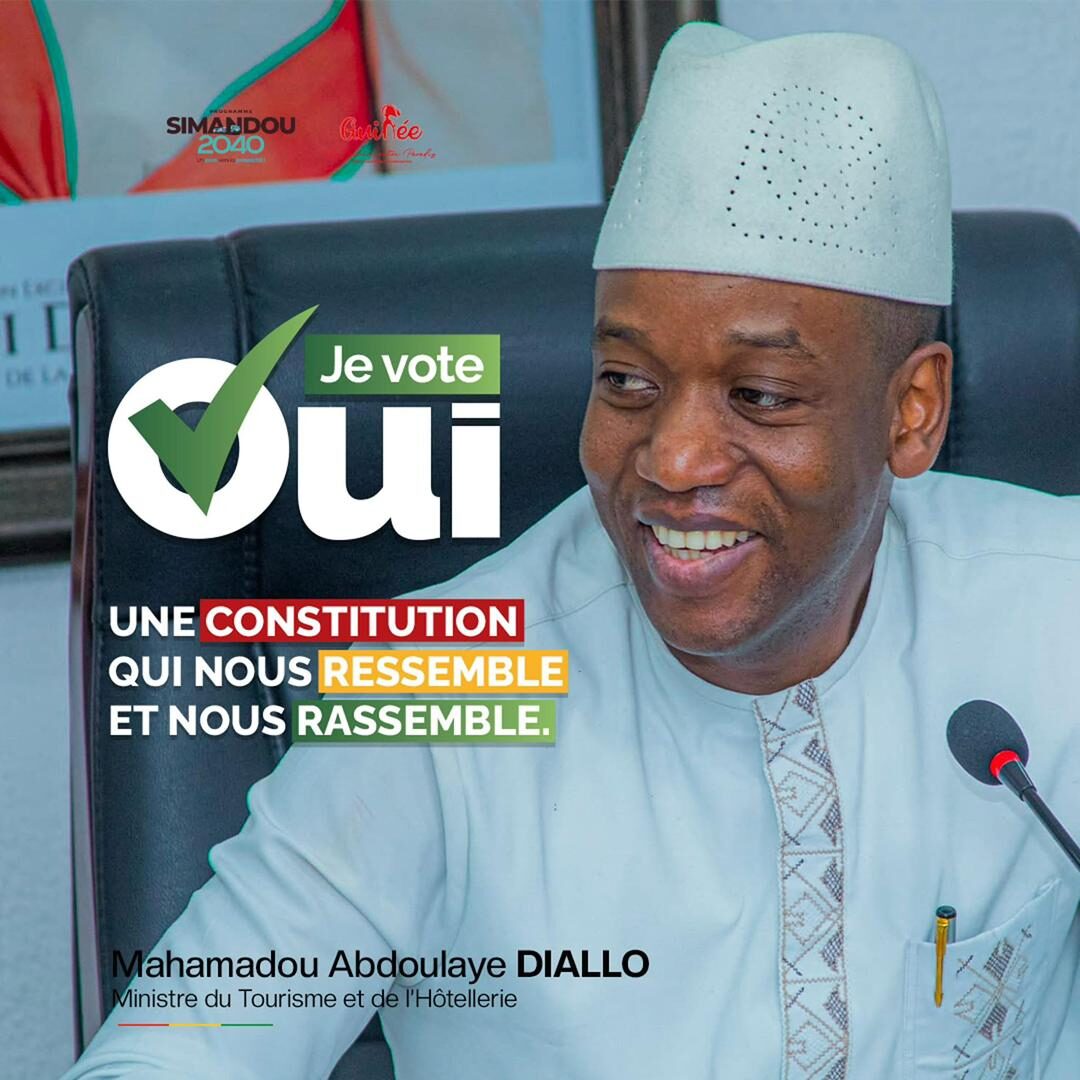 Nouvelle constitution: le ministre du tourisme appelle à voter oui