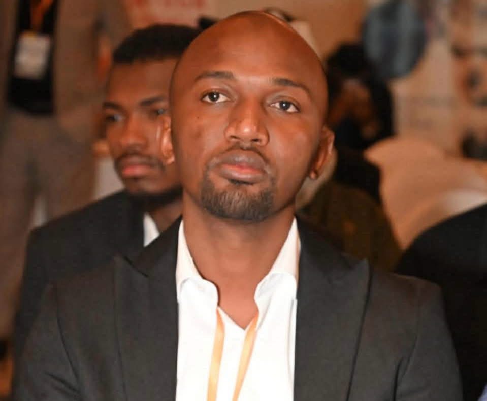Guinée : l’activiste Bella Bah interpellé après une publication controversée sur les réseaux sociaux
