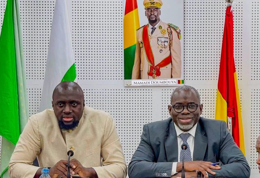 Gouvernement : deux (2) ministres remplacés par le président Mamadi Doumbouya