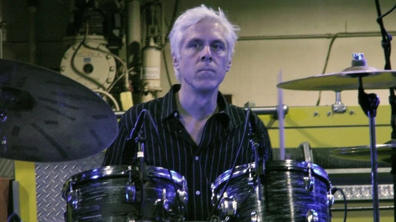 Muere el ex baterista de R.E.M. Bill Rieflin.