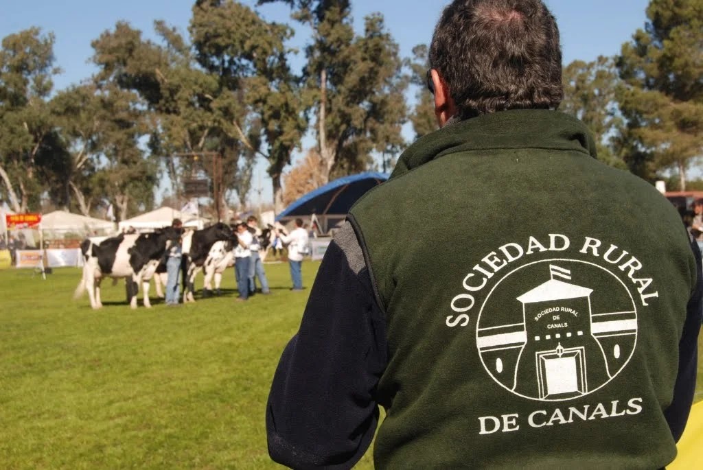 Instituciones de Canals suman esfuerzo ante la situación de emergencia.