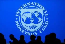 Se negocia con el FMI postergar pagos de capital por tres años, dice Guzmán