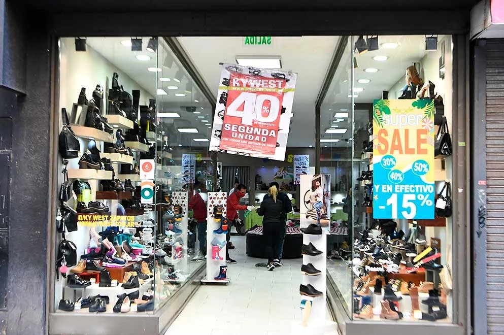 Extienden el horario comercial previo al Día del Padre