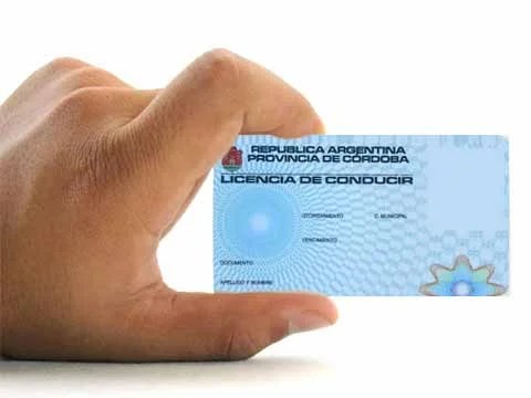 Canals: piden que exámenes para el carnet de conducir puedan hacerse en institución privada