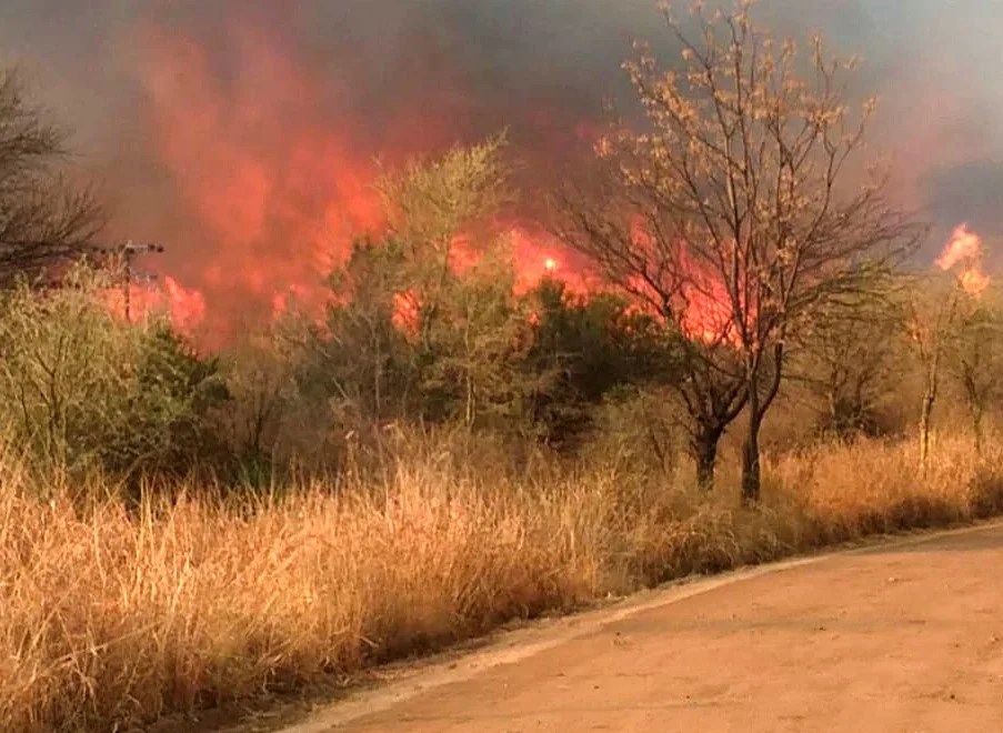 Permanecen activos dos focos en los departamentos Santa María y Cruz del Eje