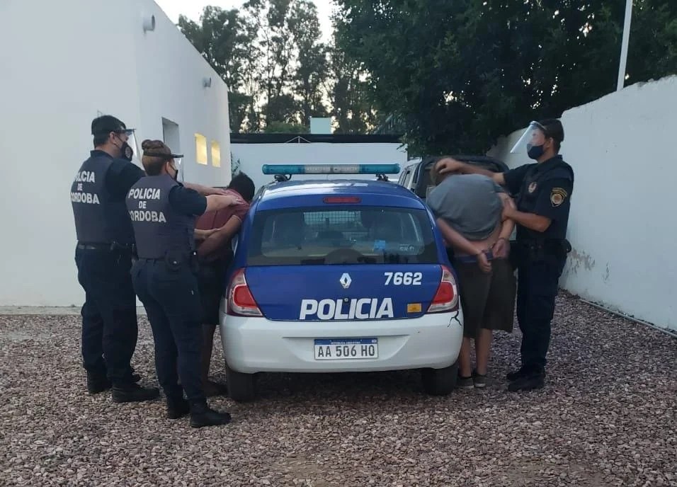 Viamonte: robo de motocicleta.