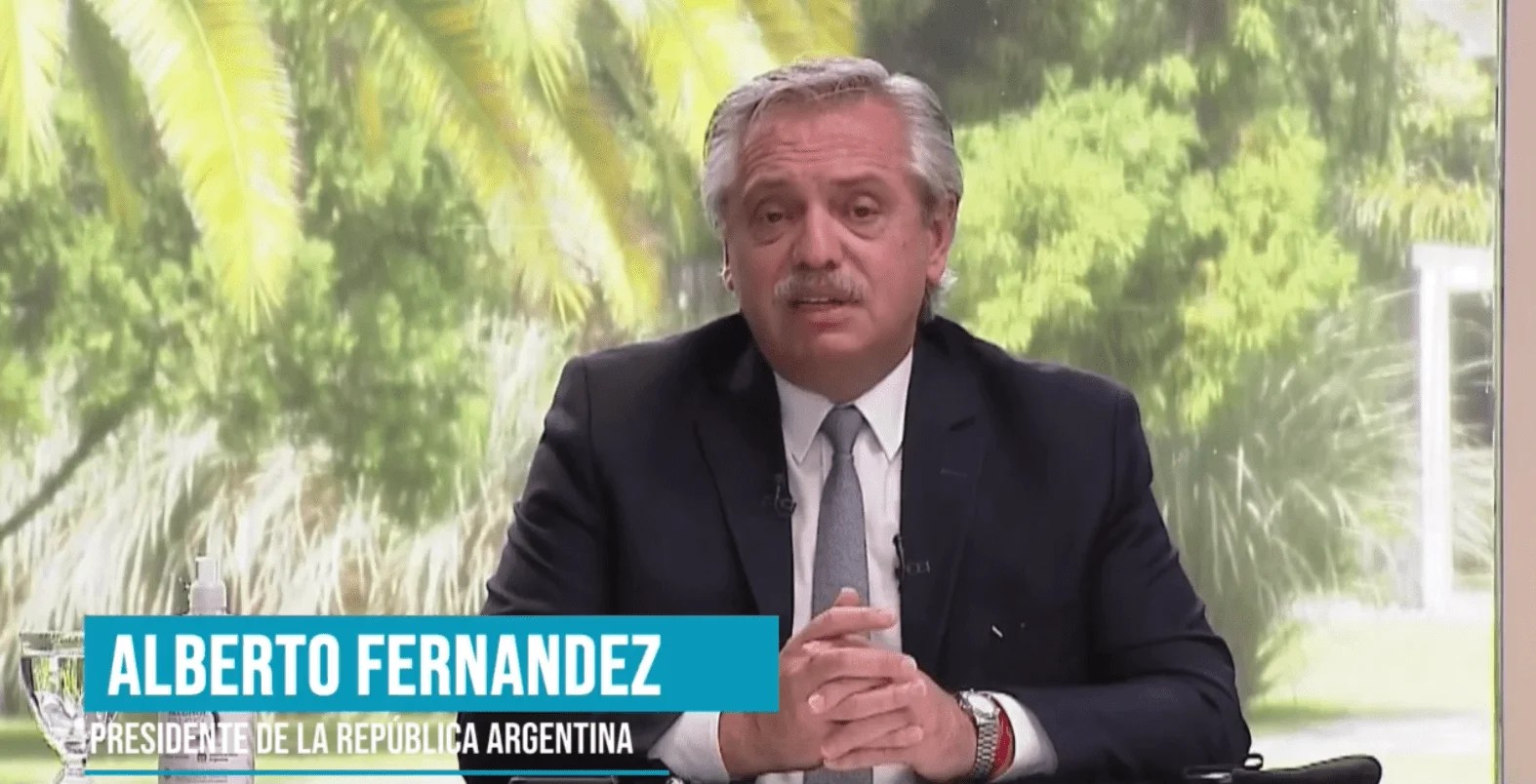 El Presidente analiza la situación sanitaria y la vacunación con los gobernadores