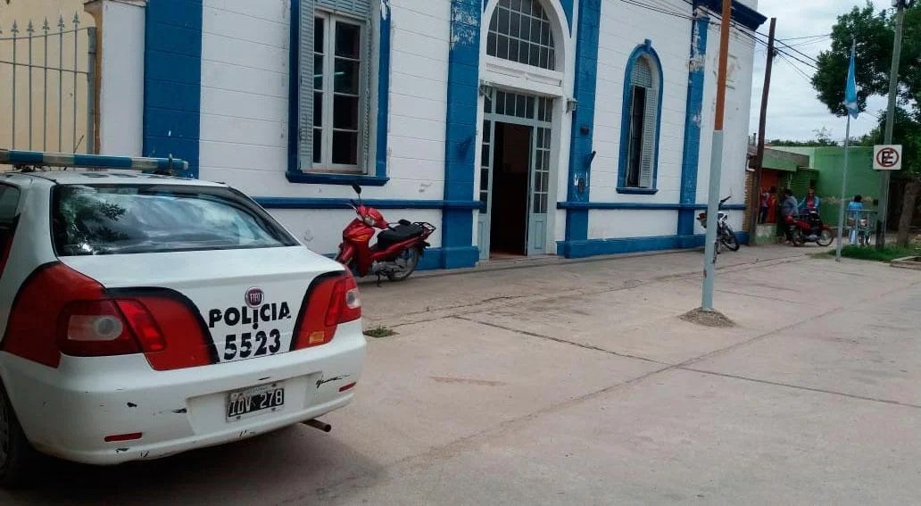 Un hijo denuncia públicamente a su padre de golpear a su mamá