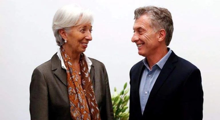 El FMI investigará el millonario crédito dado a la administración Macri