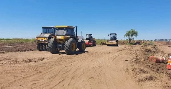 Serrano avanza un nuevo proyecto de Caminos Rurales