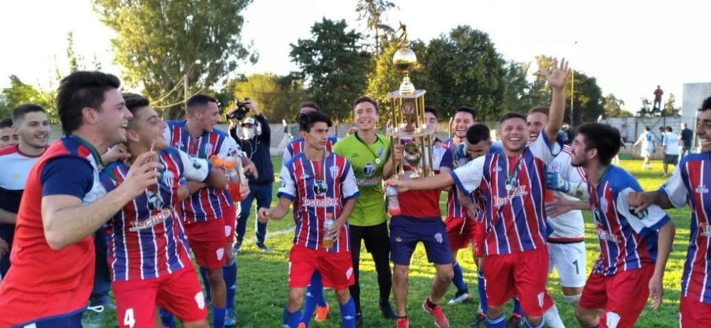 Arias Foot Ball Club Supercampeón