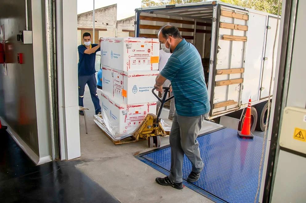 Llegaron 33.000 dosis del primer componente de Sputnik V