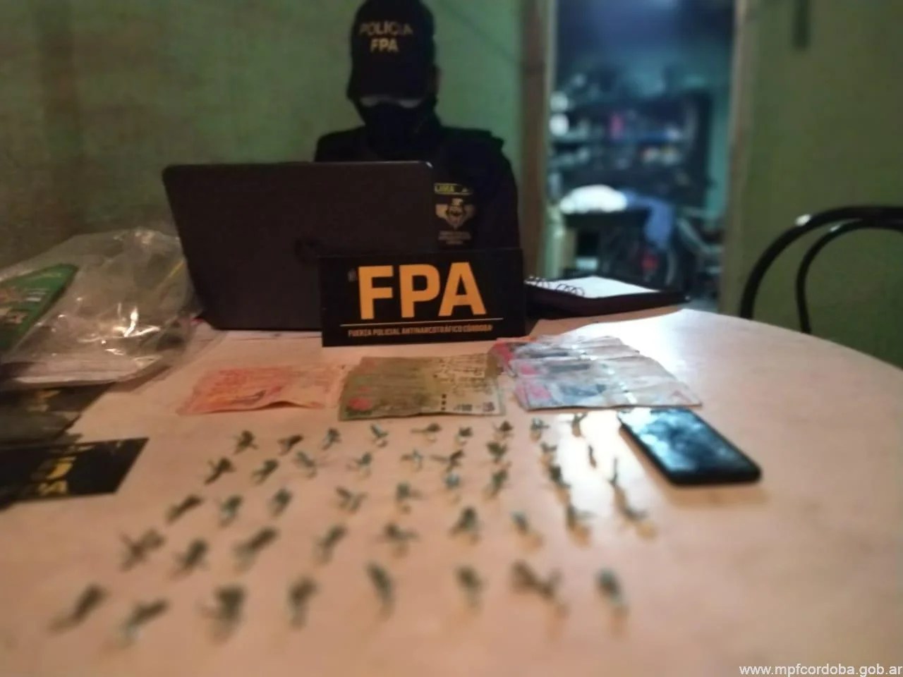 Bell Ville: Denuncias anónimas lograron el cierre de un kiosco de drogas. 3 detenidos