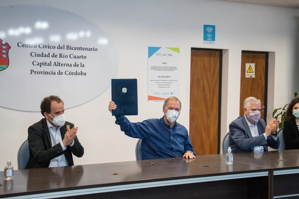 Río Cuarto: La Provincia construirá dos Centros Deportivos, Recreativos y Sociales