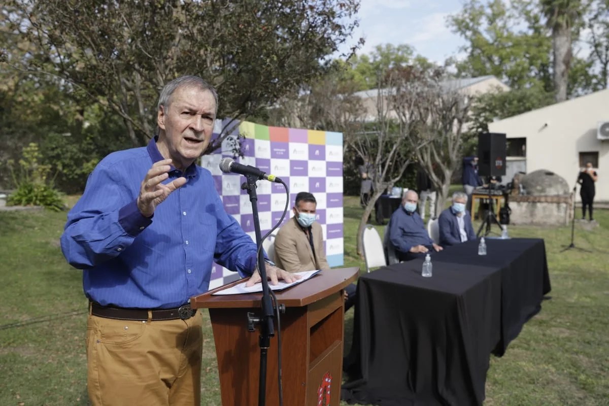 La Calera: se firmó convenio para el entubamiento del arroyo Molino Viejo