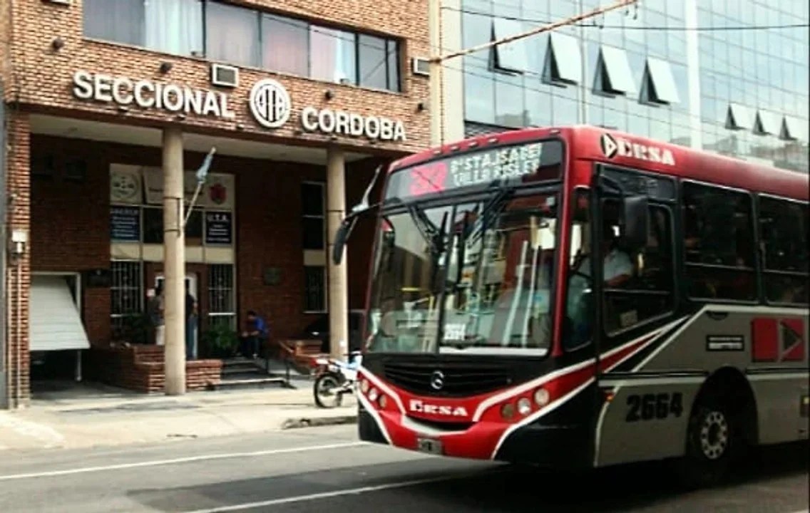 Córdoba se adhiere al paro de UTA.