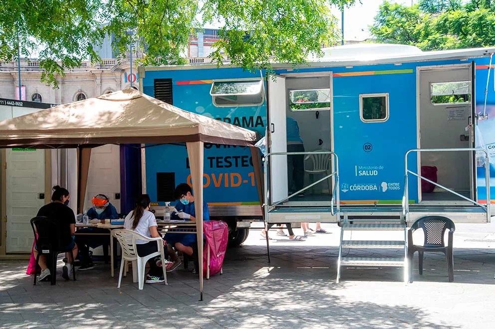 Covid-19: recomendaciones ante síntomas, diagnóstico confirmado y contactos estrechos