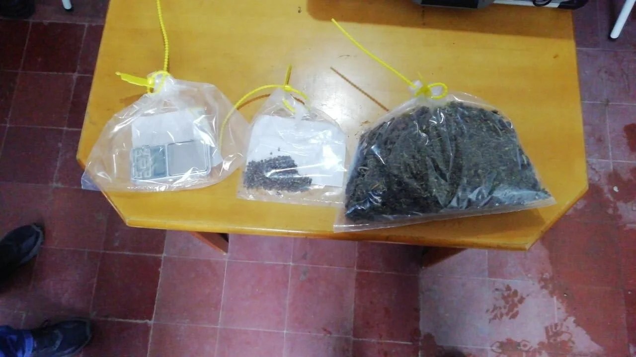 Río IV: Detienen un sujeto con más de 200 gramos de marihuana.