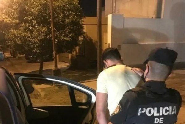 Villa María: Tres detenidos por fiestas clandestinas.