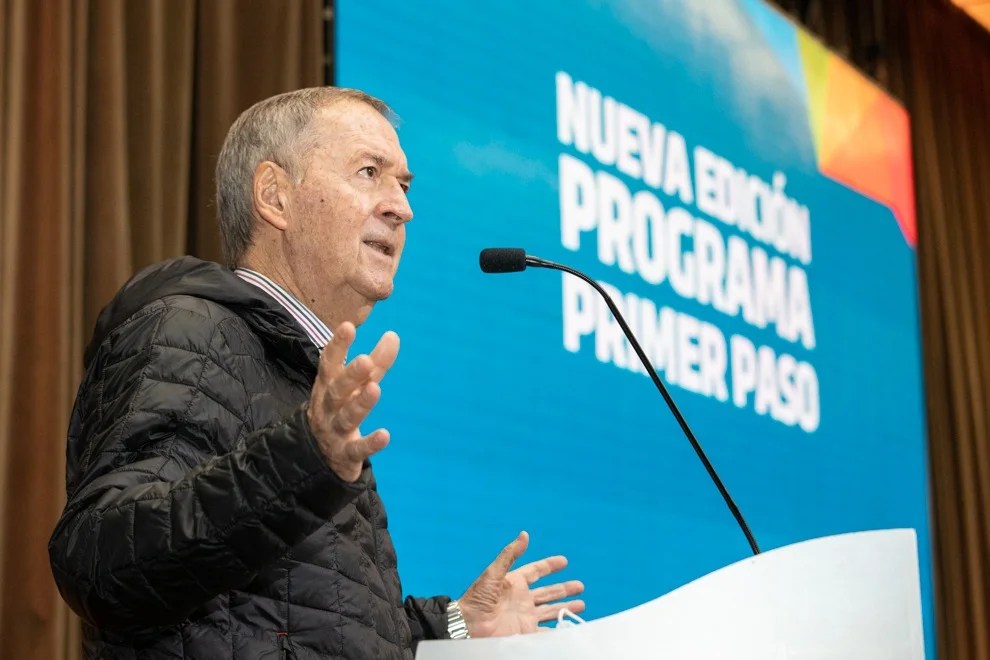 Schiaretti lanzó la edición 2021 del programa de inserción laboral de jóvenes.