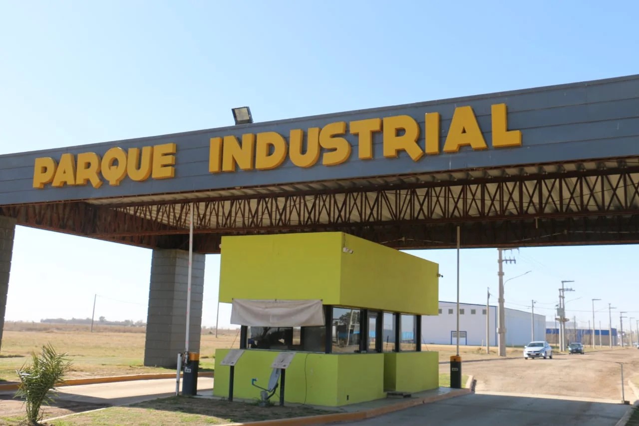 Laboulaye: la Provincia habilitó el gas natural y el Parque Industrial N° 30
