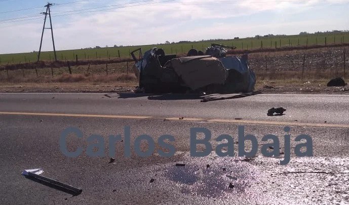 Accidente fatal entre un auto y un camión en Ruta 33 cerca de Amenabar