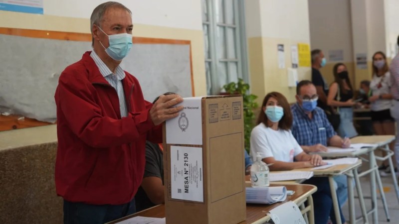 Schiaretti: “Le pido a los cordobeses que concurran a votar para expresar su opinión”