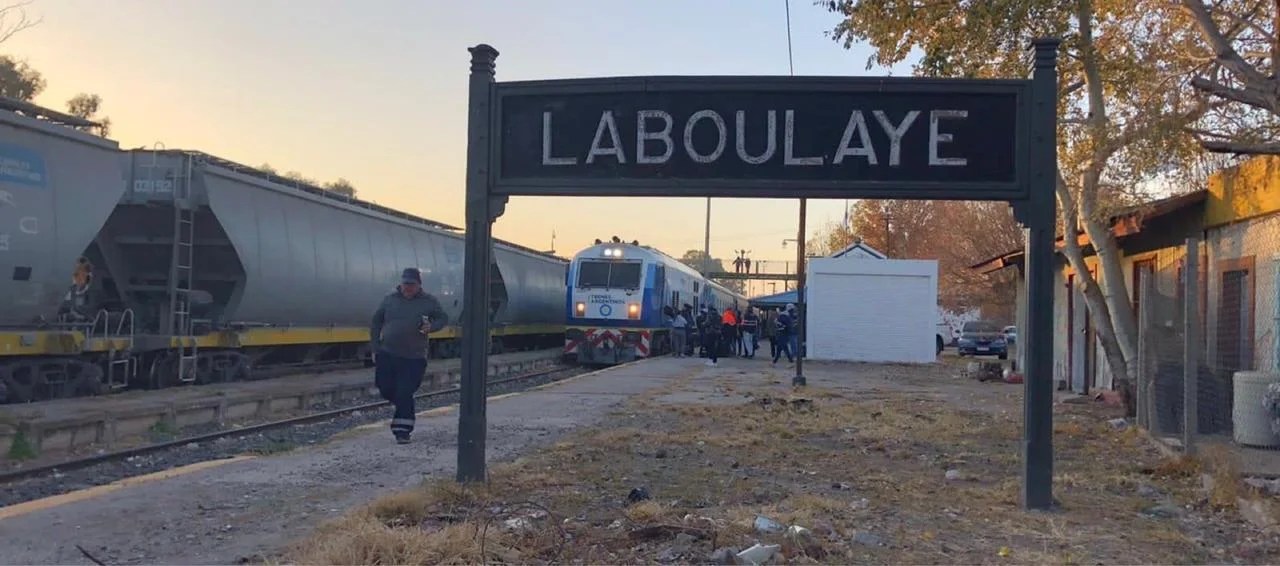Se confirmó el horario de llegada del tren a Laboulaye.