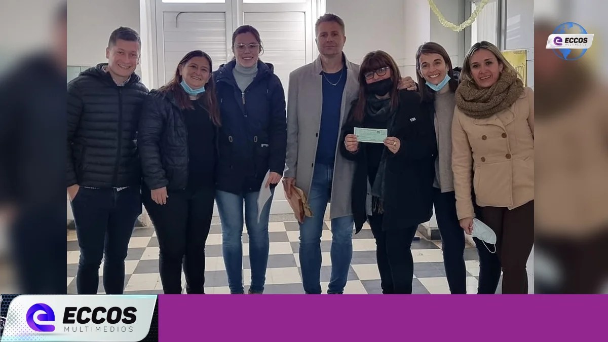 El municipio de Canals realiza aportes a las instituciones educativas.