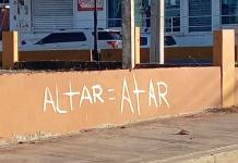 Denuncian pintadas de cruces y mensajes religiosos en espacios públicos de Puerto Plata