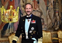 Haakon VIII es el nuevo rey de Noruega tras muerte de su padre