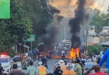 Protesta por muerte de Carolay Taveras paraliza tránsito entre Licey y Moca