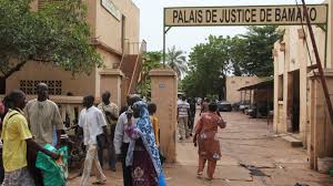 Le Mali place sous mandat de dépôt dix des cadres de l’opposition arrêtés