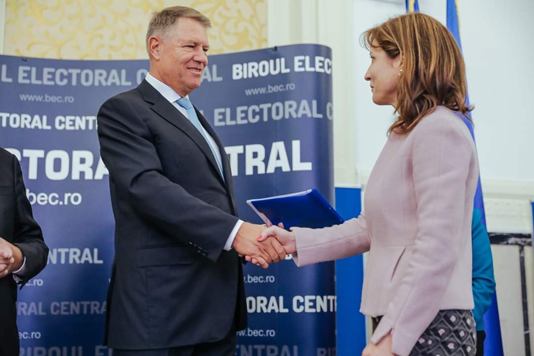 Klaus Iohannis, la depunerea candidaturii: ȘTIU ce trebuie făcut și împreună cu un guvern pro european, în jurul PNL-ului, vom face această muncă pentru români!