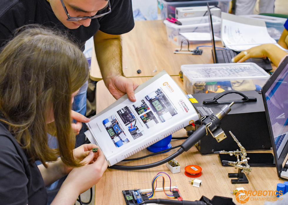 Concursul „International Robotics Championship” se va desfasura la Oradea. Vezi cand si unde