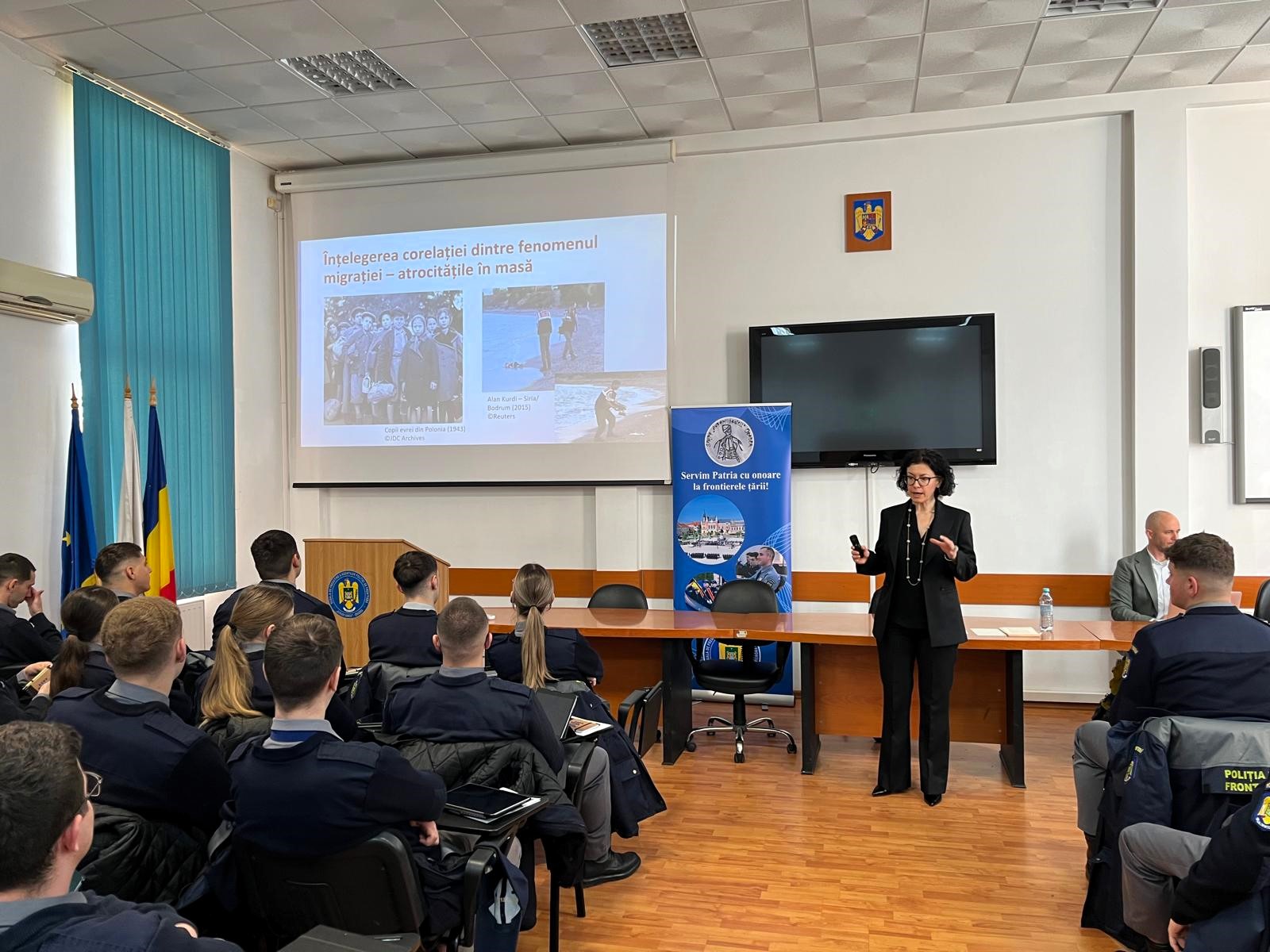 Tinerii polițiști de frontieră din Oradea învață empatia și gestionarea crizelor umanitare la un seminar internațional