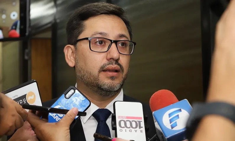 Senador del PLRA ratifica que no se puede negociar con Venezuela si no se restablece el orden democrático