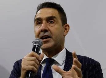 Sondaggio, Vannacci supera Forza Italia e Fratelli d’Italia cala